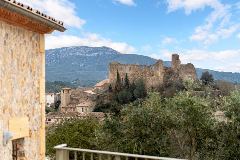 Maison en pierre - 142 m² - 6 pièces