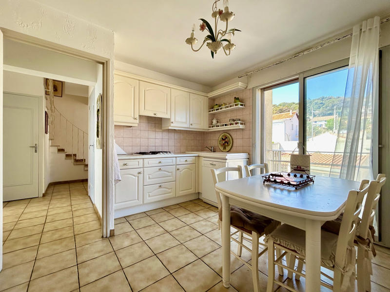 Appartement - 125 m² - 4 pièces