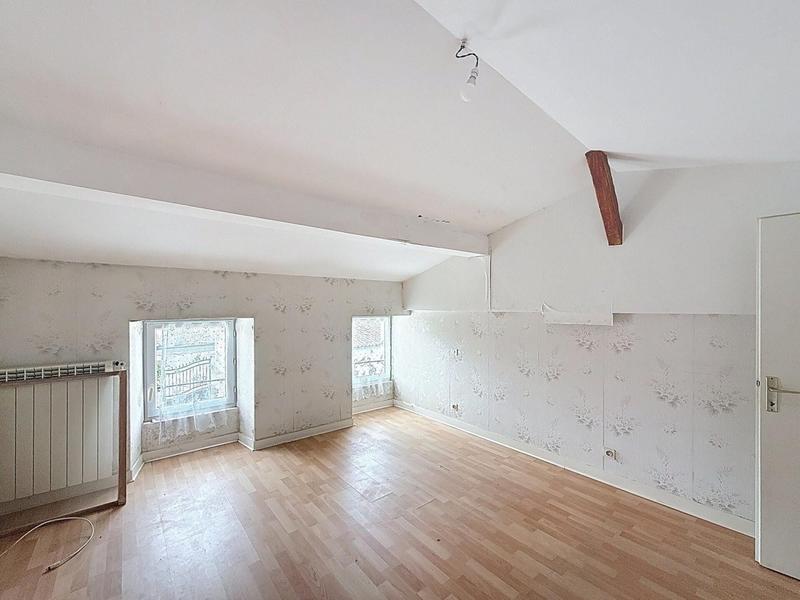 Maison - 170 m² - 7 pièces