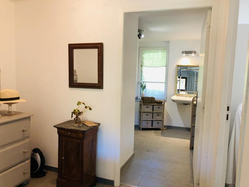 Corps de ferme - 200 m² - 6 pièces