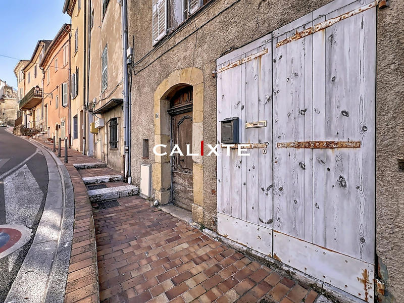 Maison ancienne - 245 m² - 10 pièces