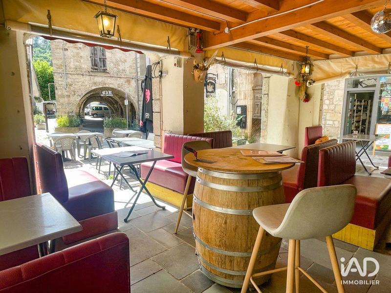 Local commercial - 136 m²