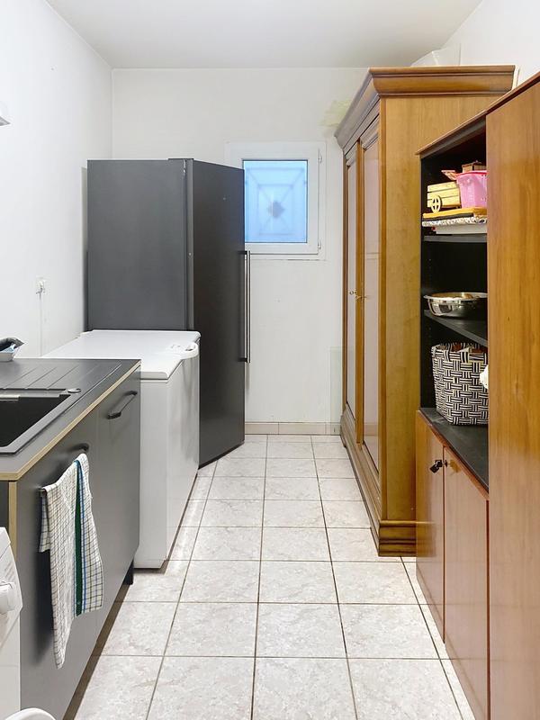 Maison - 250 m² - 8 pièces