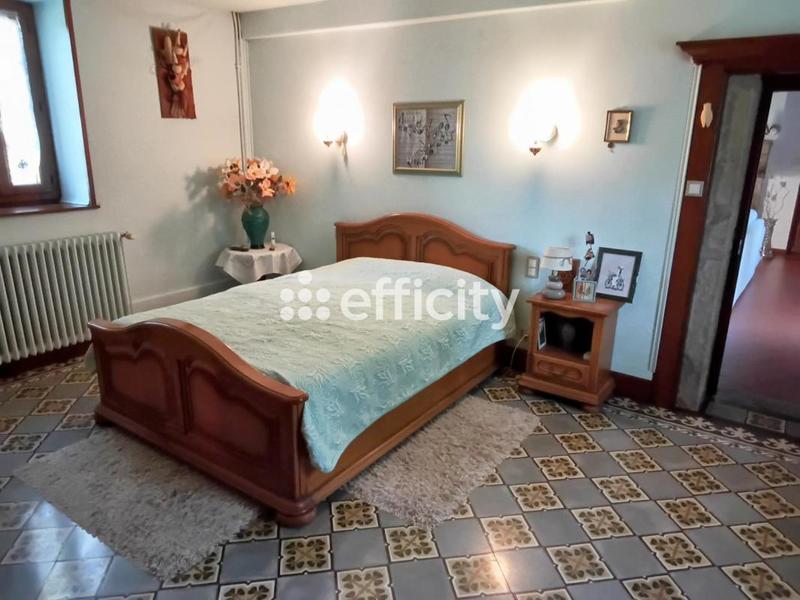 Longère - 187 m² - 6 pièces