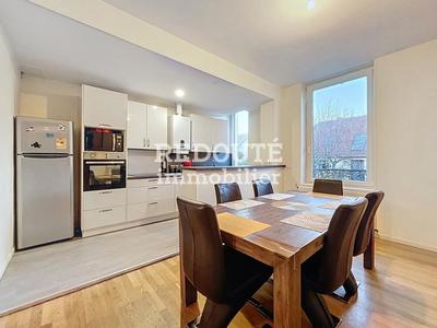 Maison de ville - 85 m² - 3 pièces