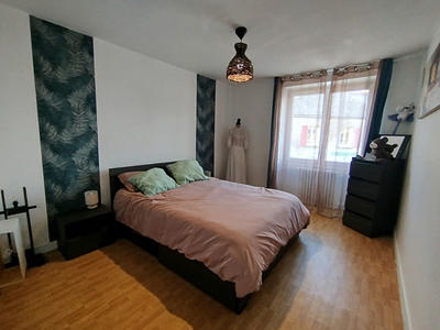 Maison - 185 m² - 7 pièces