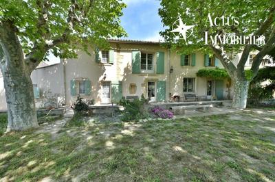 Maison - 450 m² - 12 pièces