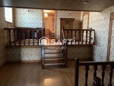 Maison de village - 222 m² - 8 pièces