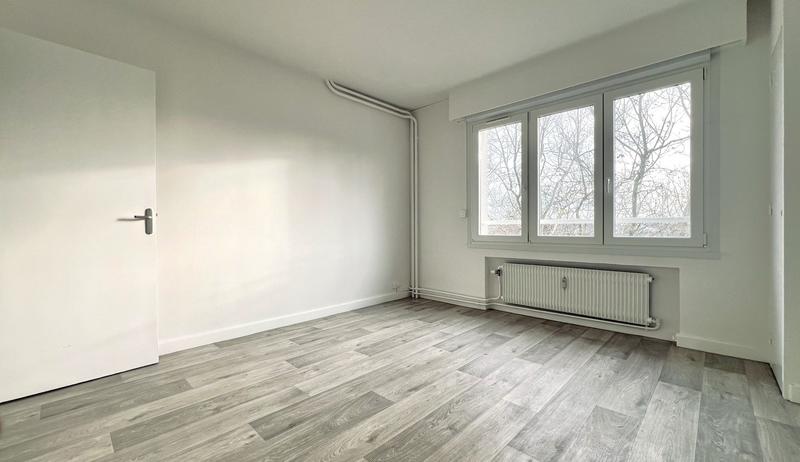 Appartement - 96 m² - 3 pièces
