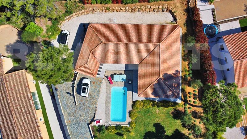 Maison - 186 m² - 4 pièces