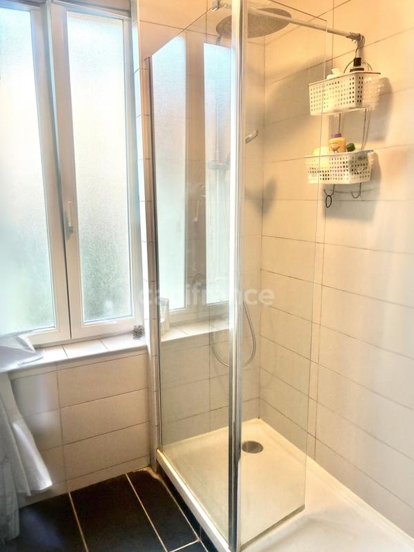 Maison - 100 m² - 6 pièces