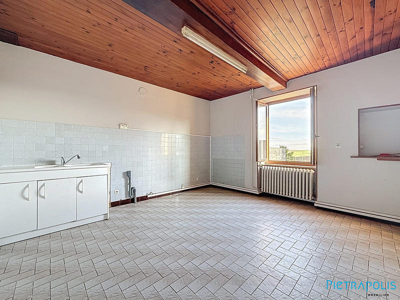 Maison - 140 m² - 5 pièces