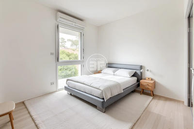 Appartement - 86 m² - 4 pièces