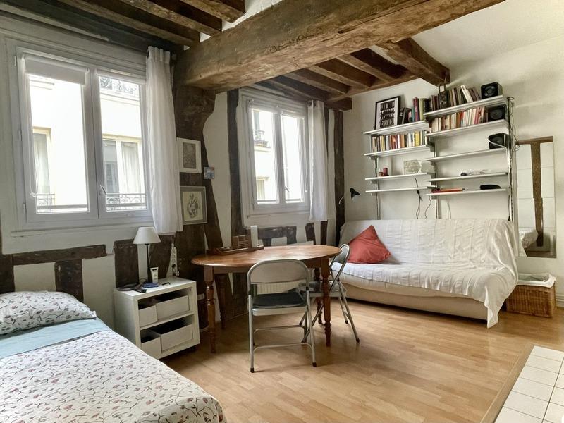 Appartement ancien - 25 m² - 1 pièce