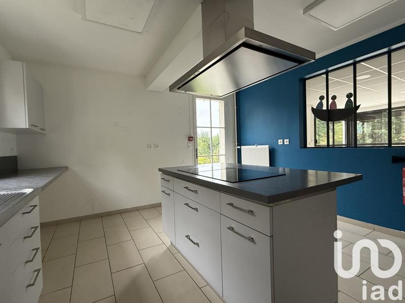 Maison - 319 m² - 11 pièces