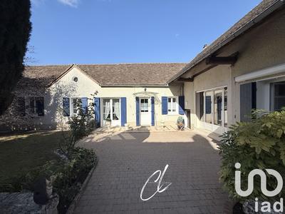 Maison - 360 m² - 13 pièces