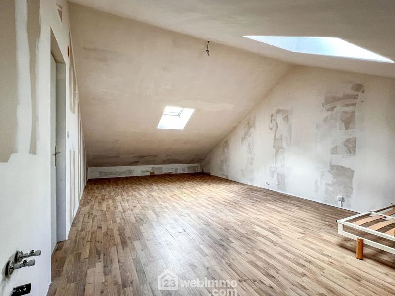 Maison - 170 m² - 8 pièces
