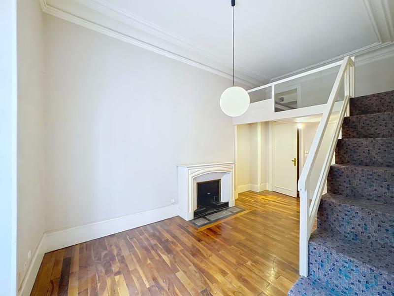 Appartement - 81 m² - 3 pièces