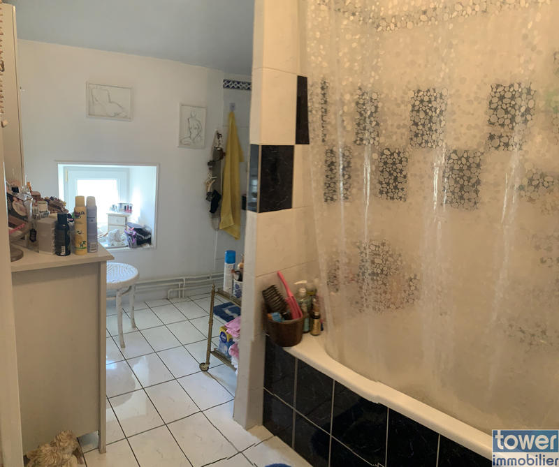 Maison - 180 m² - 6 pièces