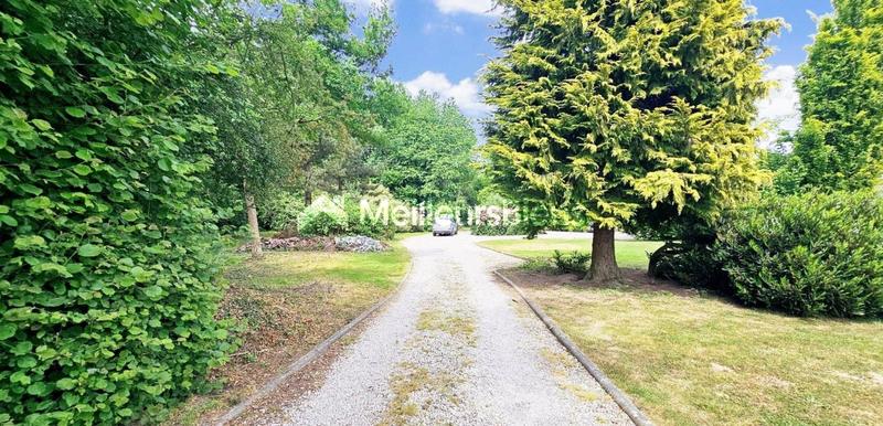 Propriété - 450 m² - 10 pièces