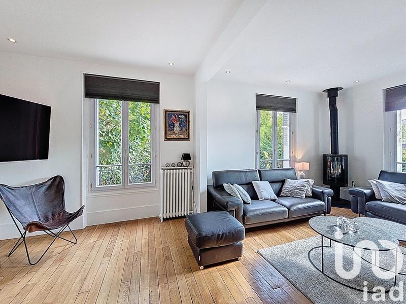 Maison - 205 m² - 7 pièces