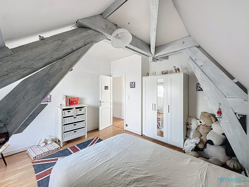 Maison ancienne - 177 m² - 6 pièces