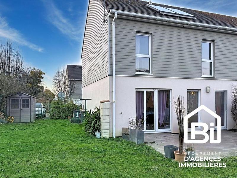 Maison - 92 m² - 5 pièces