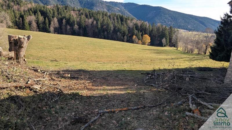 Terrain constructible - 1 000 m²