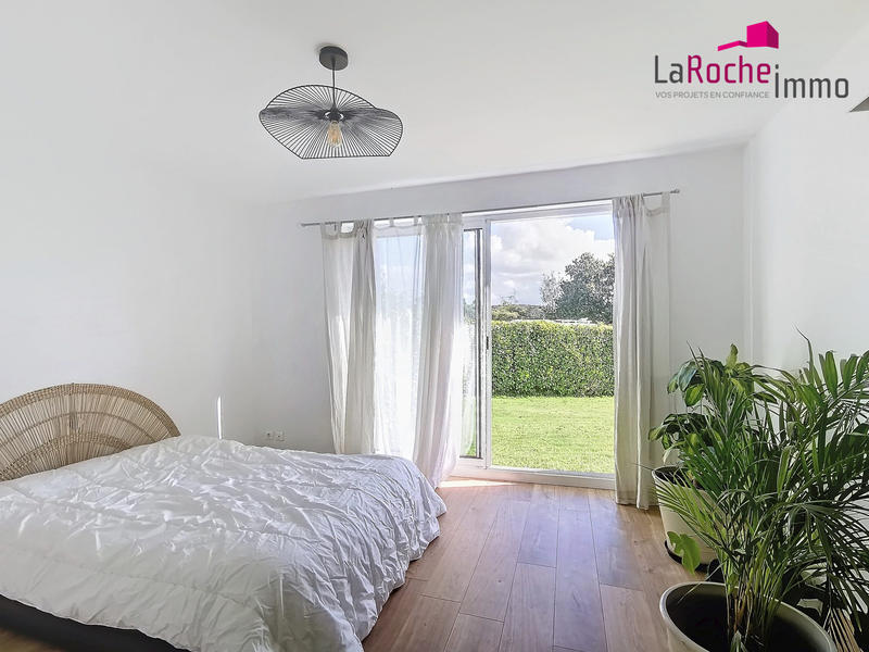 Maison - 180 m² - 8 pièces