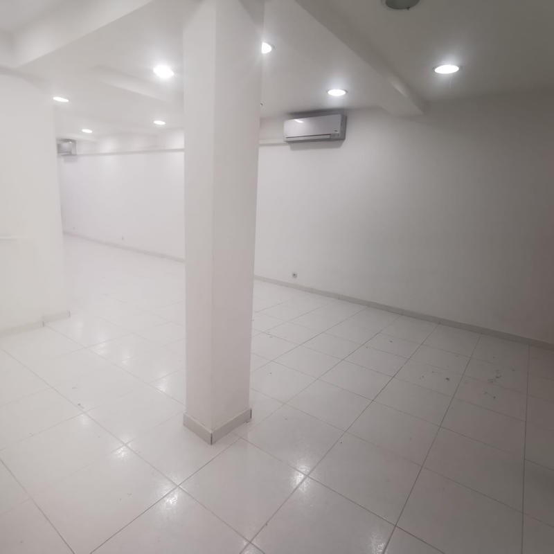 Immeuble - 244 m² - 11 pièces