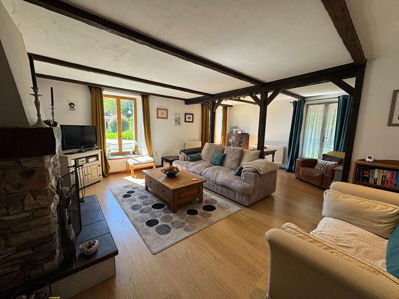 Maison - 151 m² - 6 pièces