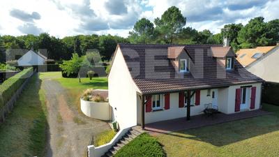 Maison traditionnelle - 126 m² - 7 pièces