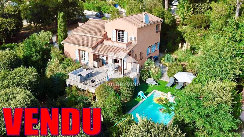 Villa - 150 m² - 5 pièces