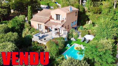 Villa - 150 m² - 5 pièces