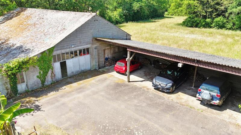 Maison - 168 m² - 9 pièces