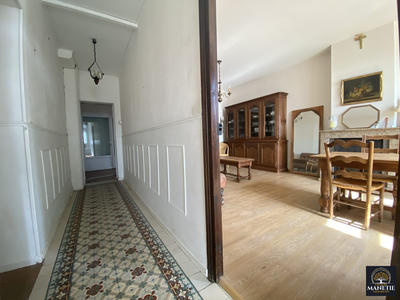 Maison - 144 m² - 8 pièces