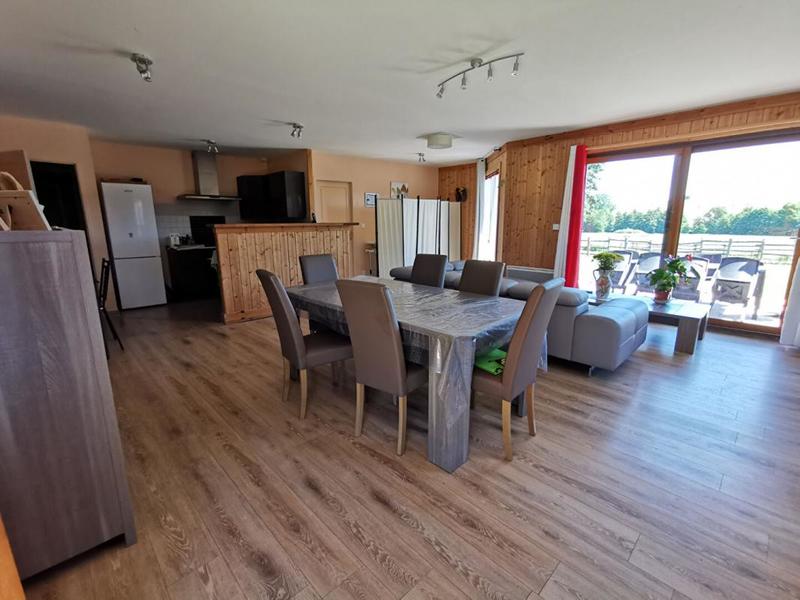 Maison - 107 m² - 7 pièces