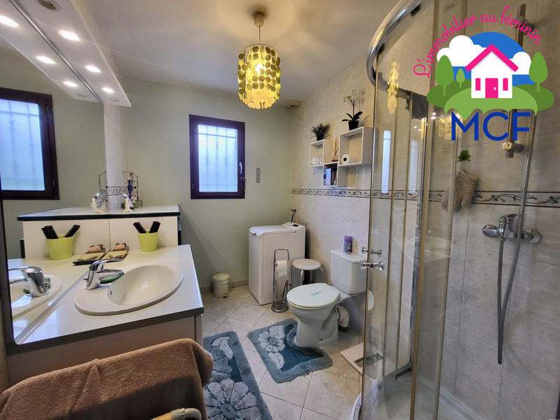 Maison traditionnelle - 202 m² - 5 pièces