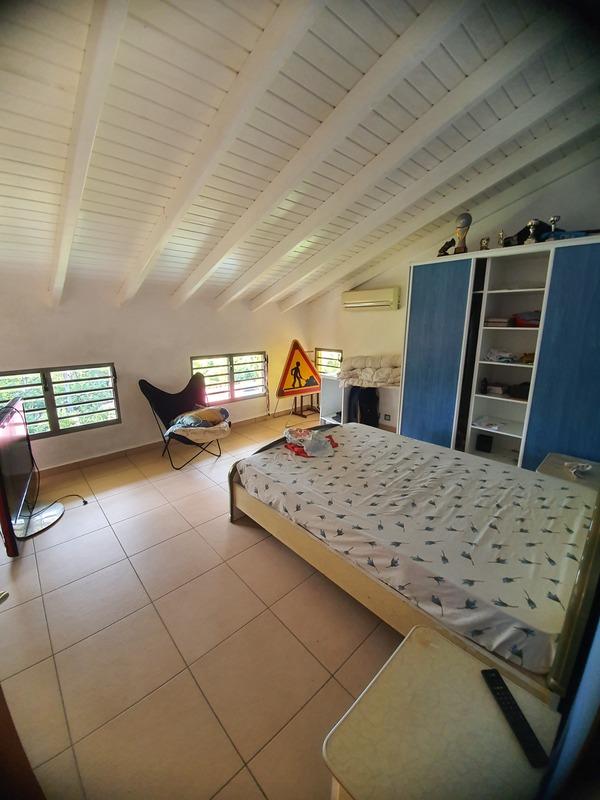 Villa - 280 m² - 6 pièces