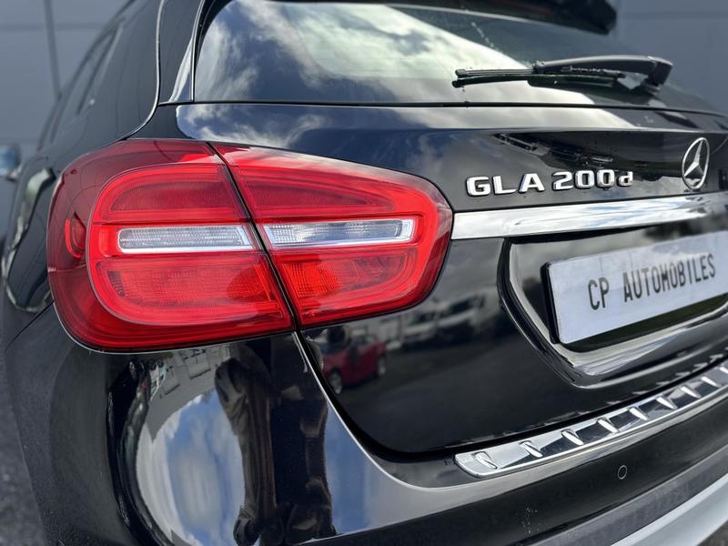 Mercedes Gla 200d 4 Matic Sensation 136 Ch Cdi Dgct7 81.000km