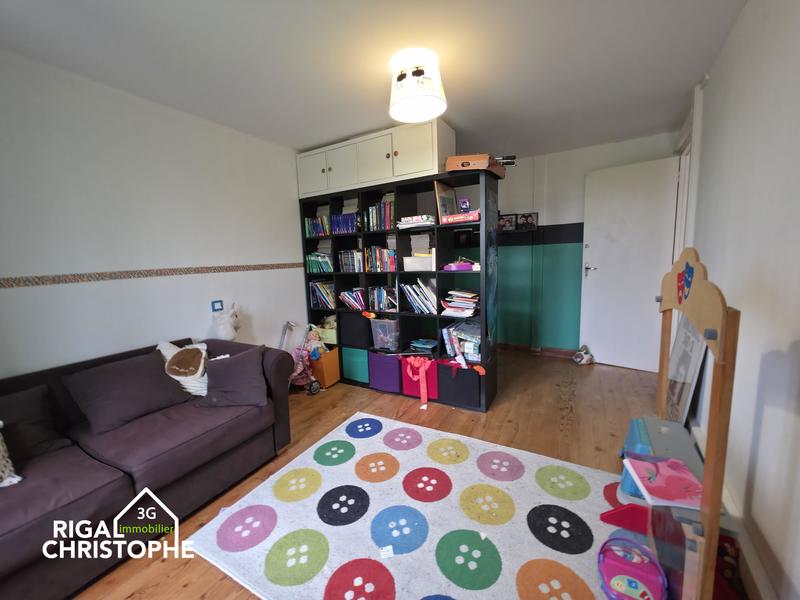 Demeure - 220 m² - 8 pièces