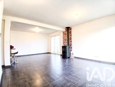 Maison - 98 m² - 6 pièces