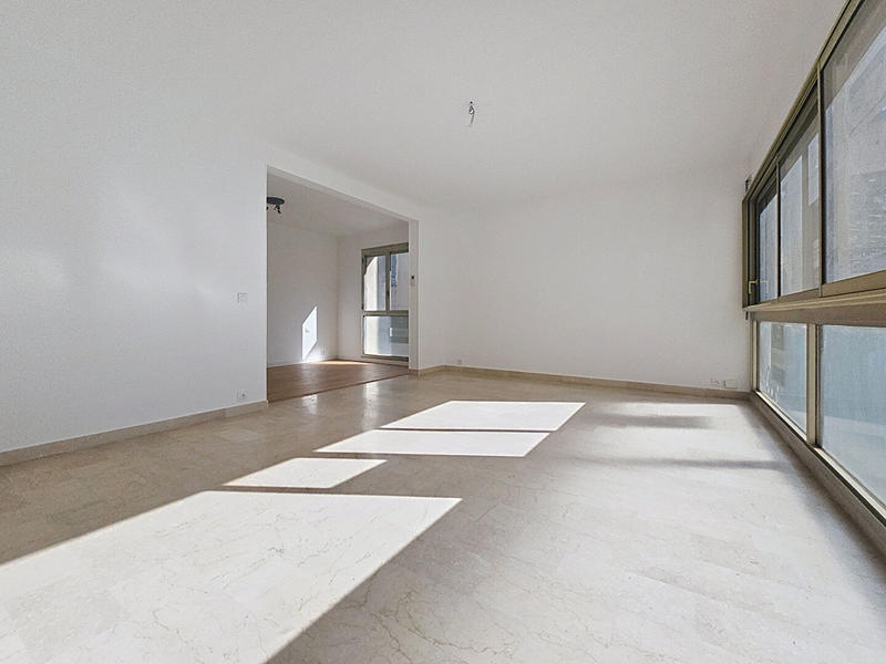 Appartement - 95 m² - 4 pièces