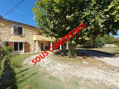 Maison - 156 m² - 5 pièces