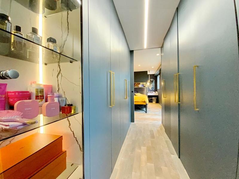 Appartement - 161 m² - 5 pièces