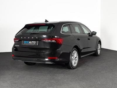 Skoda Octavia Combi 2.0 Tdi 150ch Ja17p Digital Cockpit Sieges Chauff Carplay Regul Acc Gps