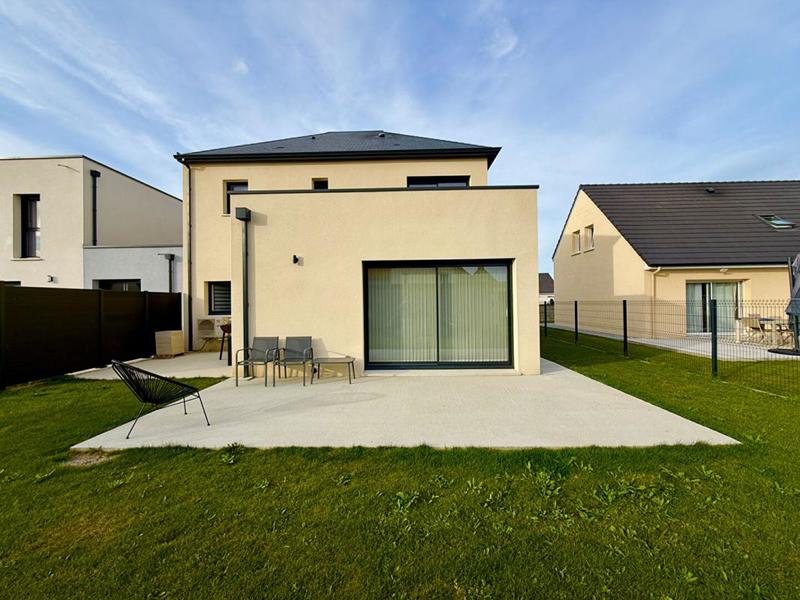 Maison - 125 m² - 7 pièces