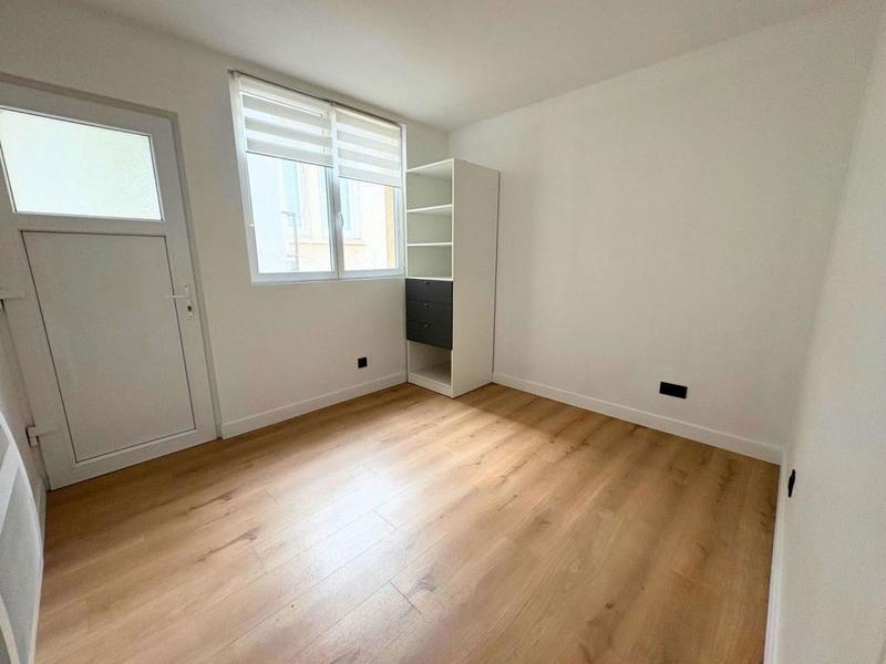 Local commercial - 42 m² - 3 pièces