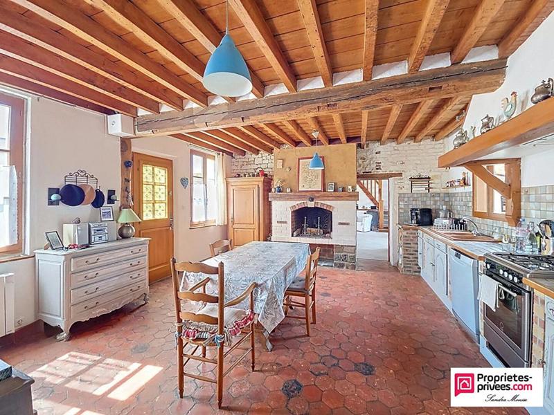 Maison - 266 m² - 8 pièces