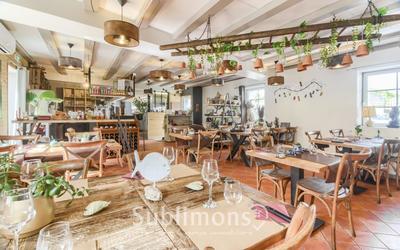 Fonds de commerce - 185 m²